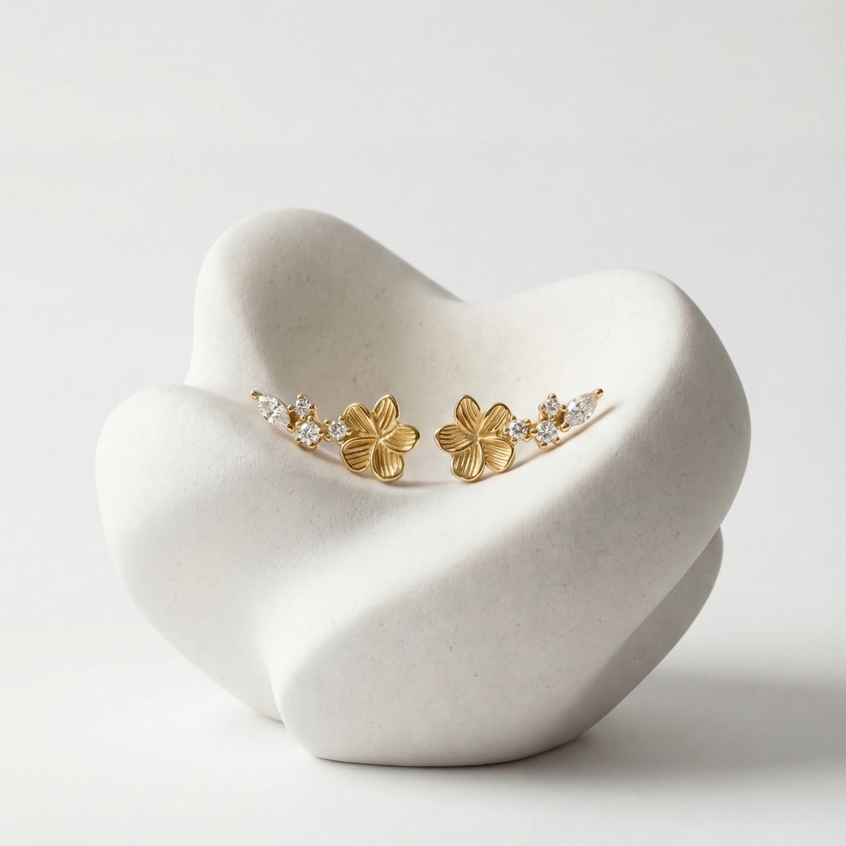 Boucles d'oreilles grimpantes Suzanne