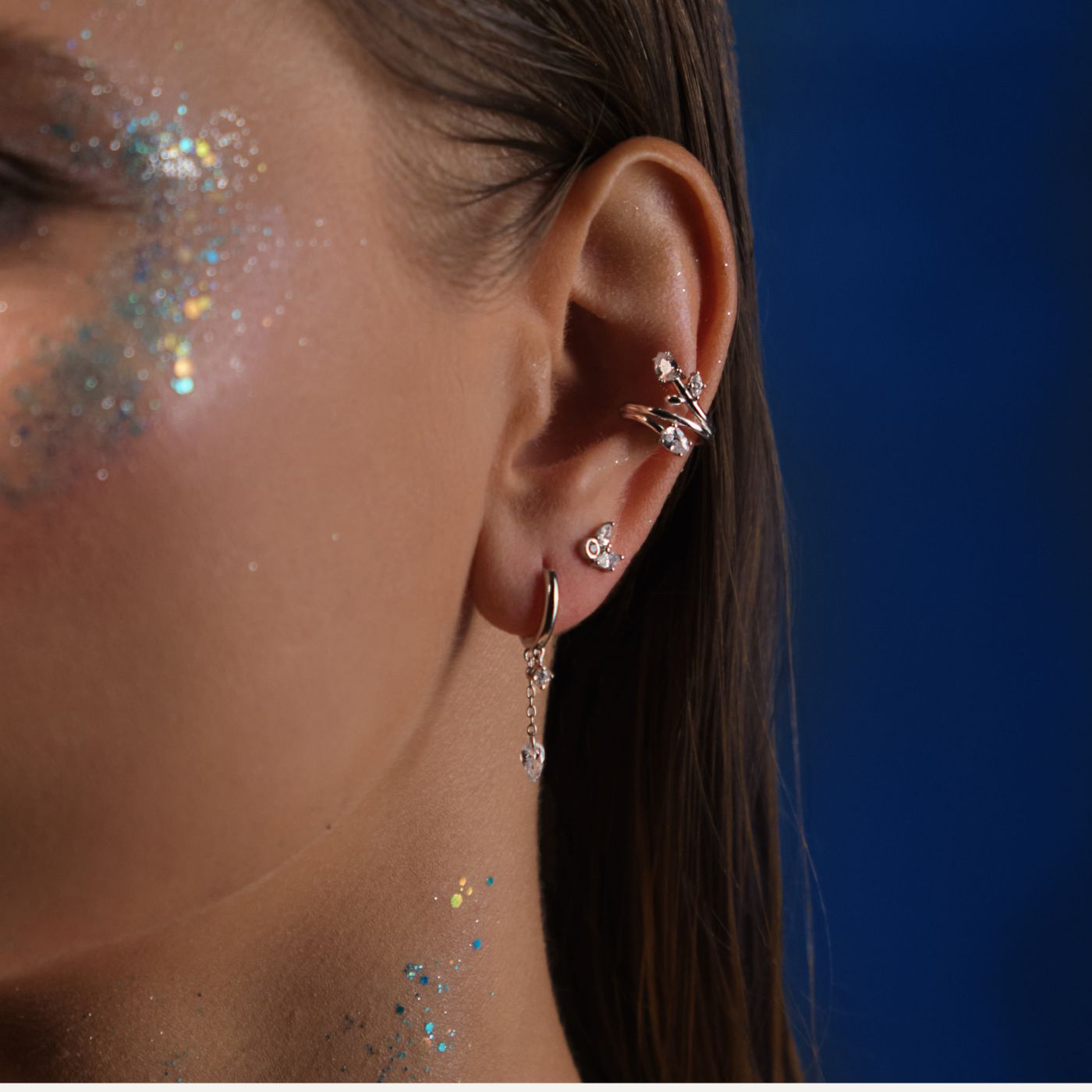 Boucle d'oreille Nixie - pierres blanches