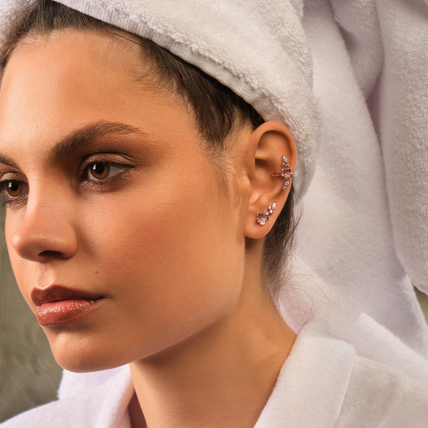 Ear climbers Suzanne
