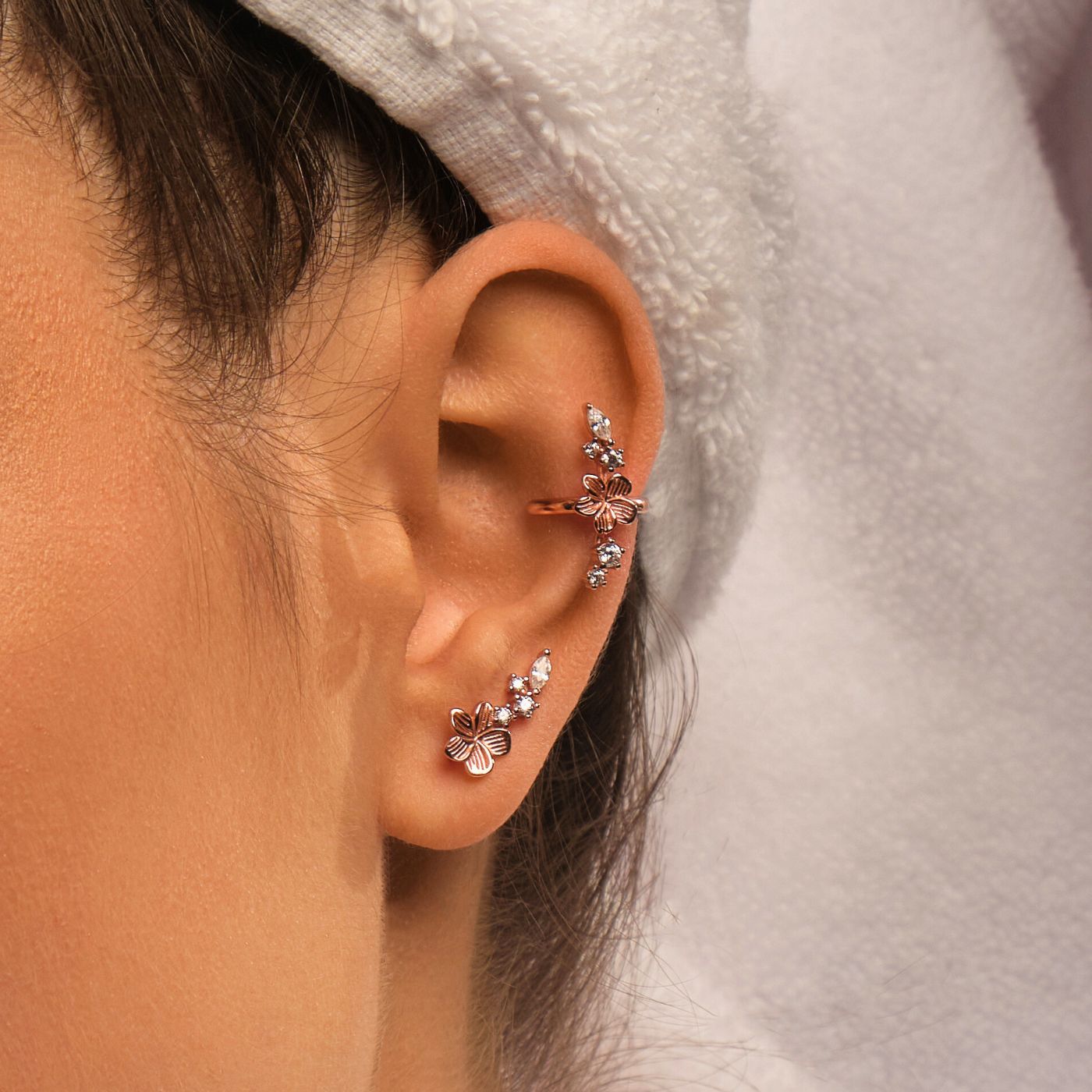 Boucle d'oreille grimpante or rose. Boucle d'oreilles fleur et ear cuff fleur or rose