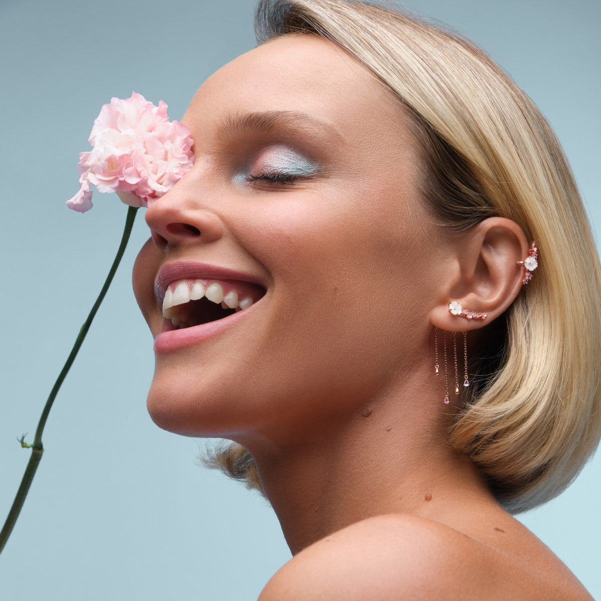 Flower ear cuff Louise