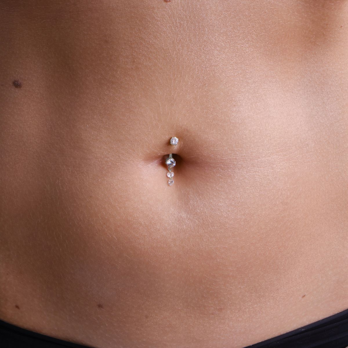 Piercing nombril Léandre
