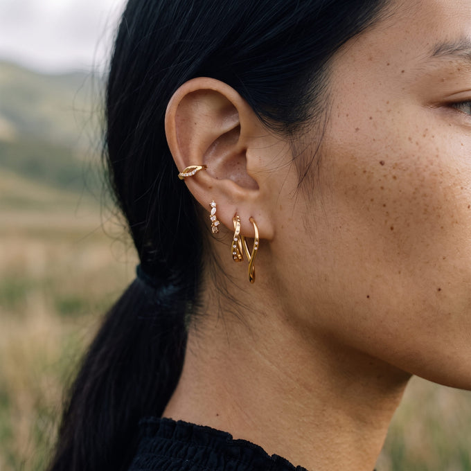 Boucle d'oreille Soie portée, Les Joyaux d'Auré