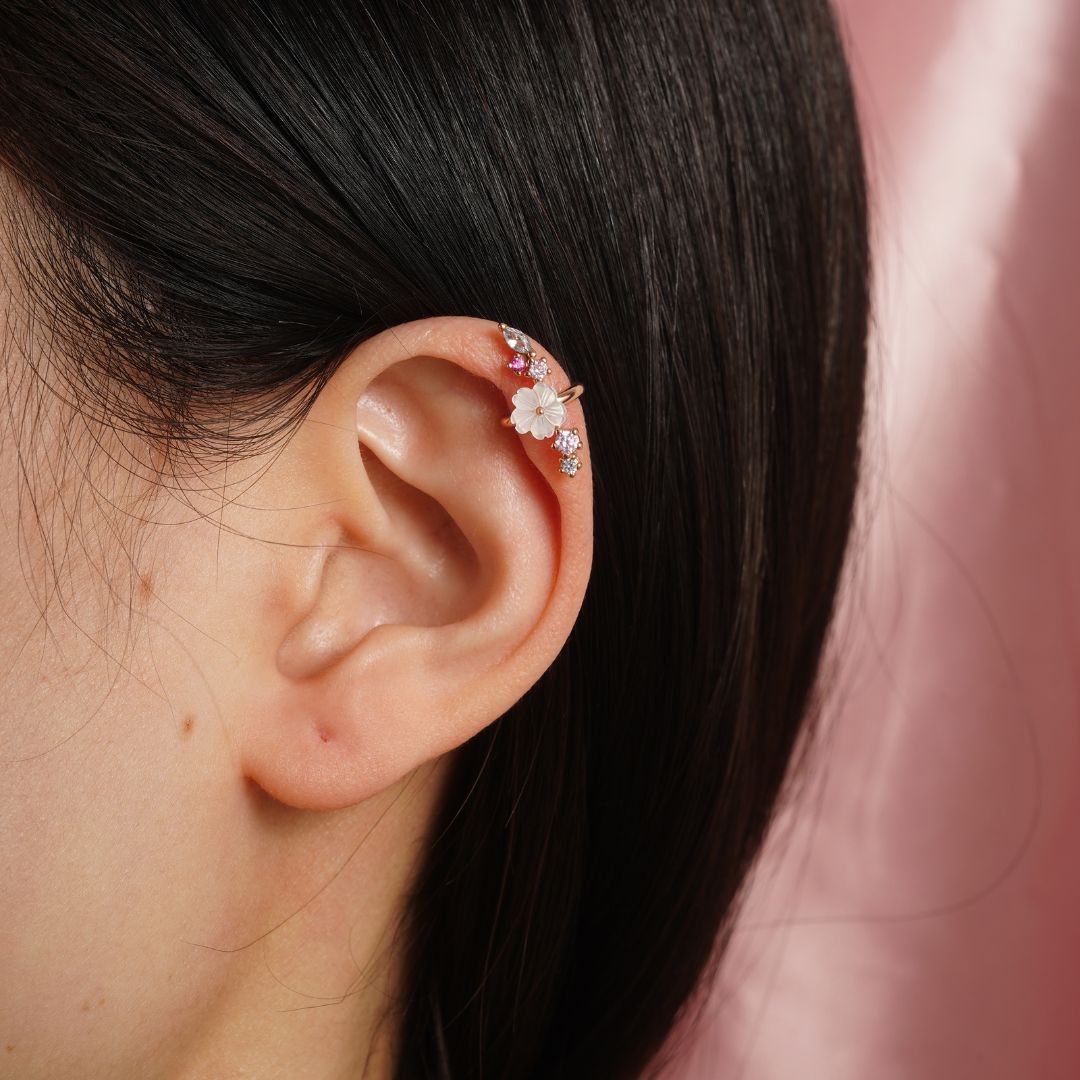 faux piercing hélix. Ear cuff oreille fleur