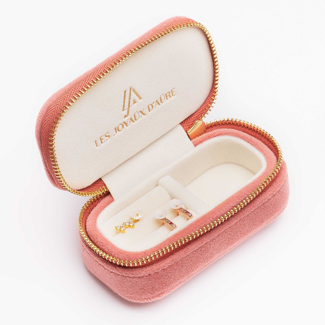 Petite trousse à bijoux pour sac à main. Petite boite à bijoux pour ranger ses boucles, colliers, bracelets. Les Joyaux d'Auré