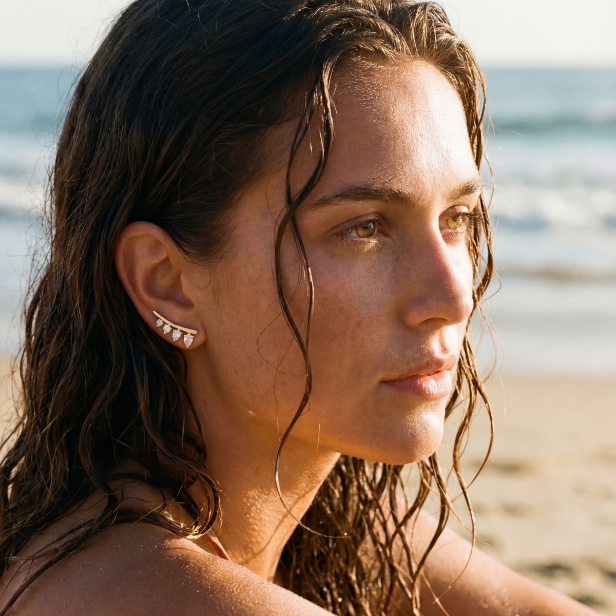 Boucle d'oreille grimpante Calypso - Pierres blanches