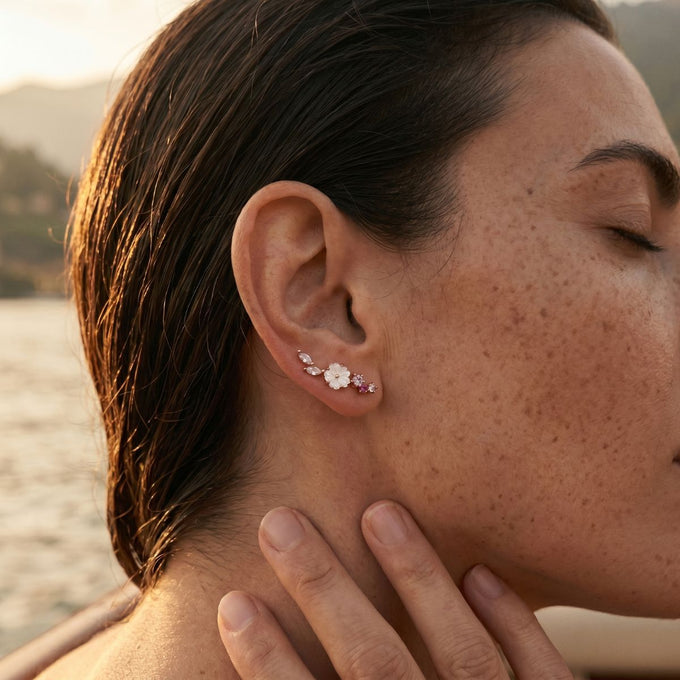 Ear climbers Alexia
