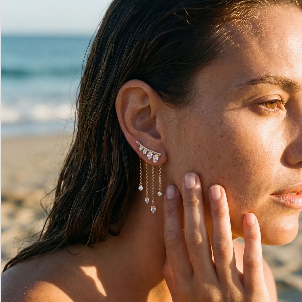 Boucle d'oreille grimpante Calypso - Pierres blanches