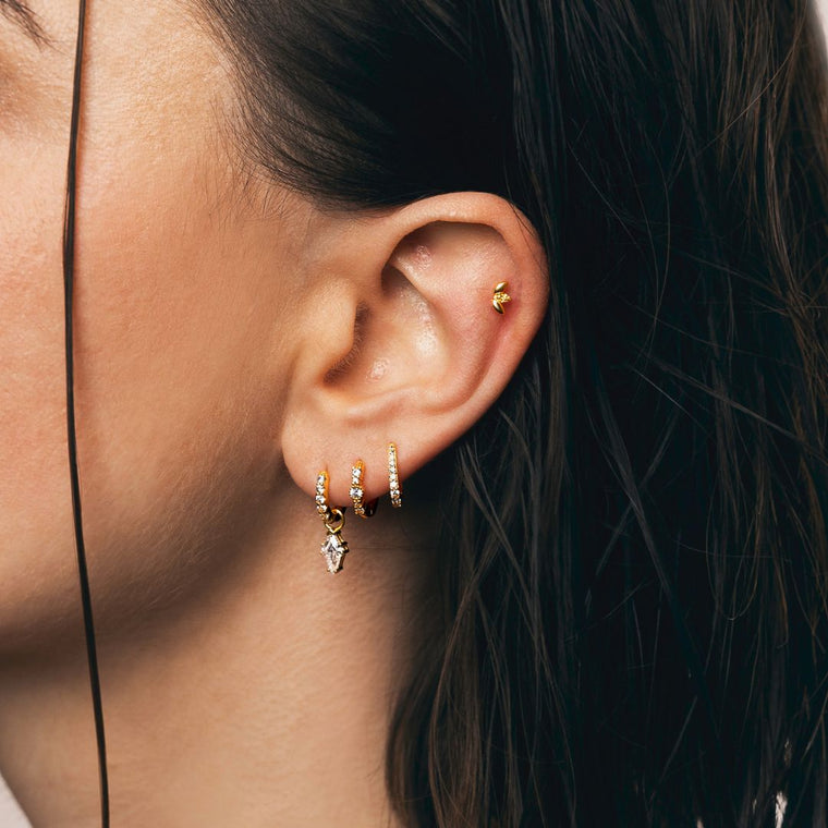Piercing hélix Bella