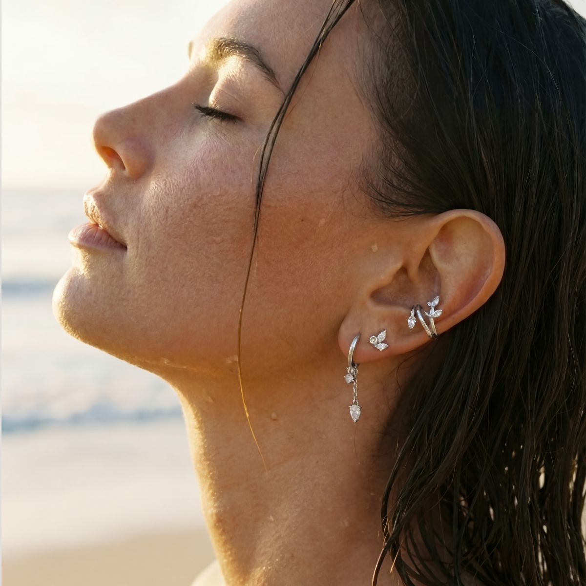 Puce d'oreille Moana - pierres blanches