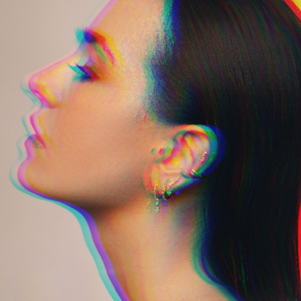 piercing tragus