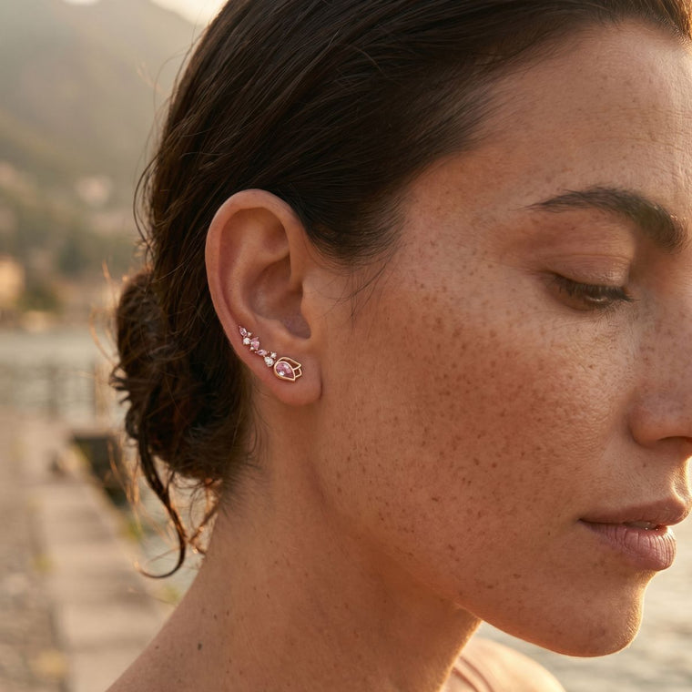 Ear climber bloem Flora