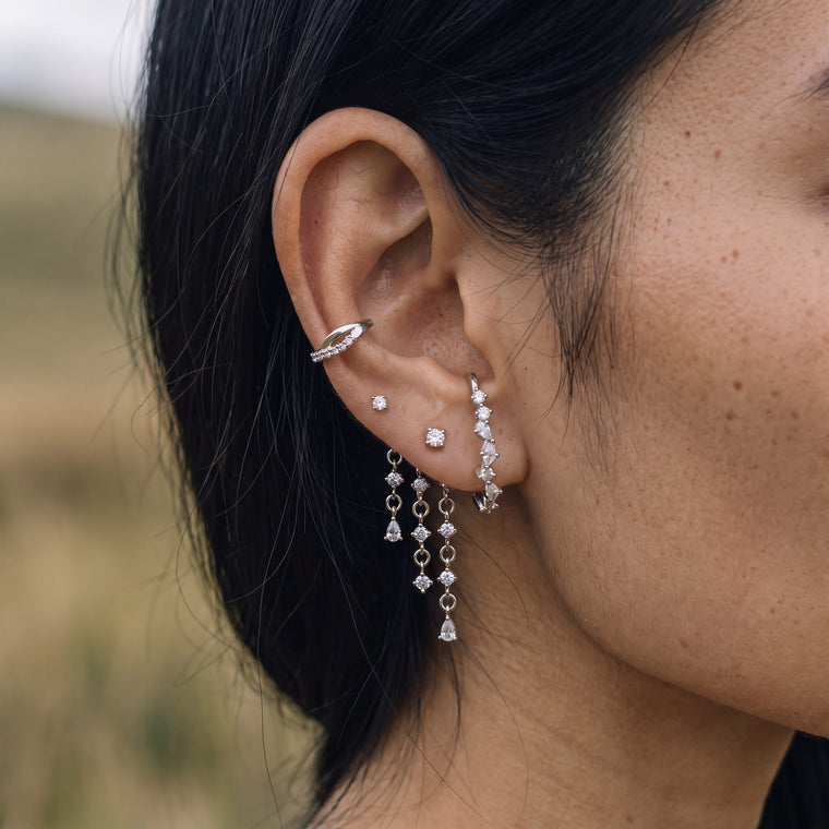 Boucle d'oreille Pollen en argent portée, Les Joyaux d'Auré