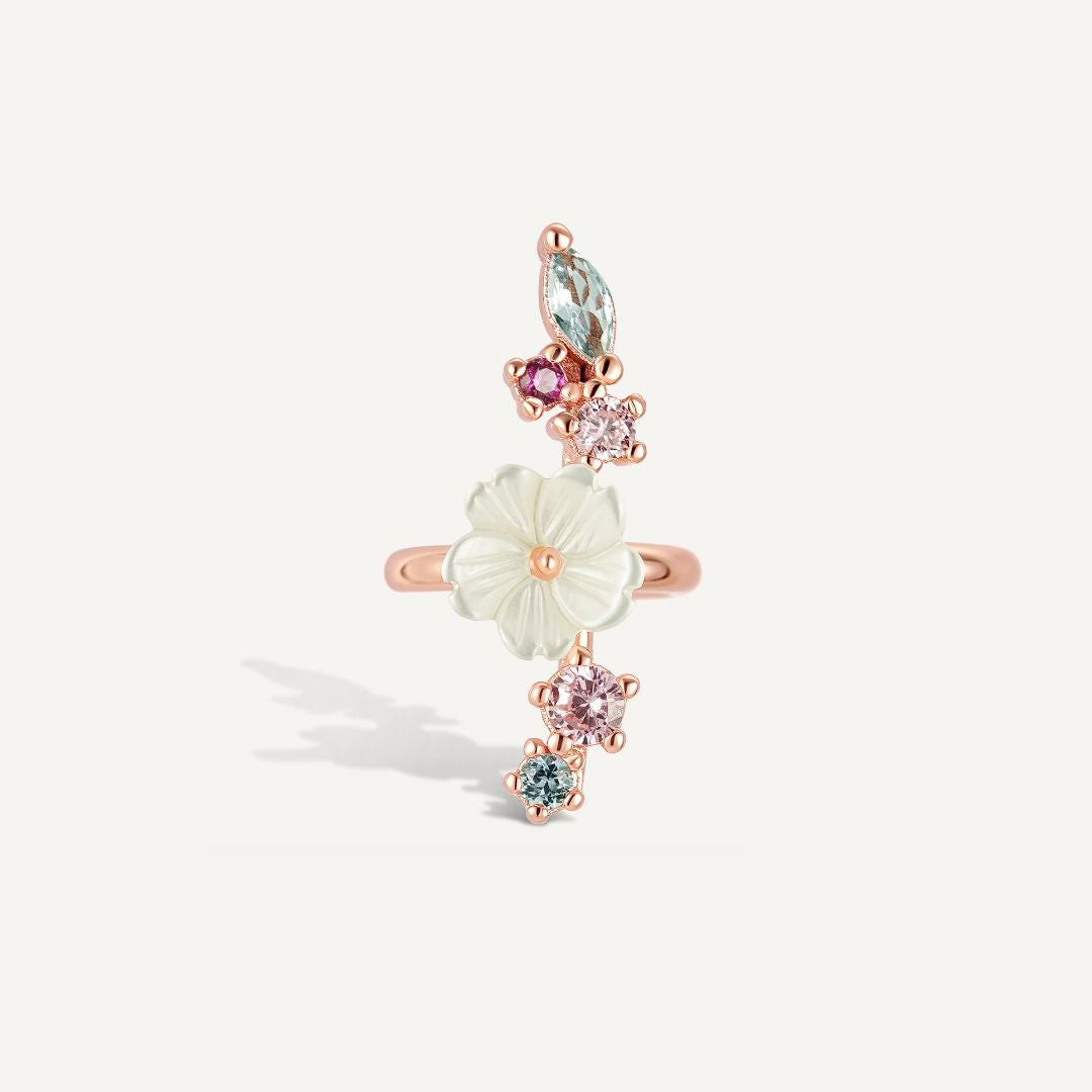 Flower ear cuff Louise